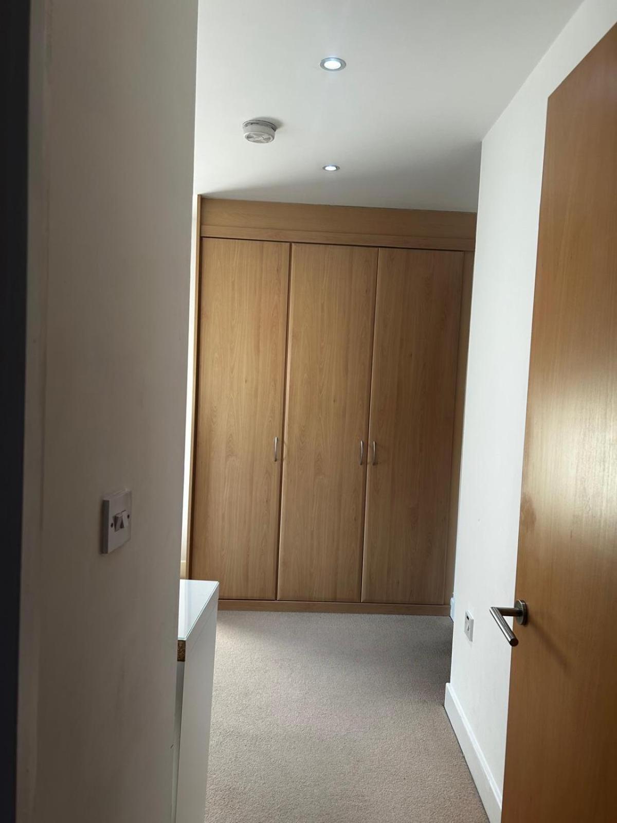 City Centre Apartment. Wrexham Exterior foto